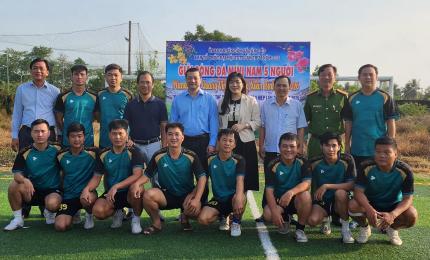 Các vận động viên tham gia giải bóng đá mini 5 người, trong khuôn khổ Đại hội TDTT xã Tân Hiệp lần thứ I năm 2026